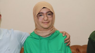 İmam Hatipli Feyza, LGS’de 500 tam puan aldı