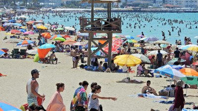 Çeşme'ye Kurban Bayramı dopingi! Turizmcilerin yüzü güldü