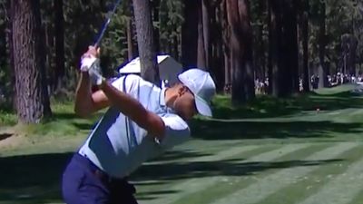 NBA yıldızı Stephen Curry, golfte 138 metreden isabet buldu