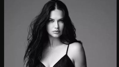 Adriana Lima, Victoria's Secret'la döndü