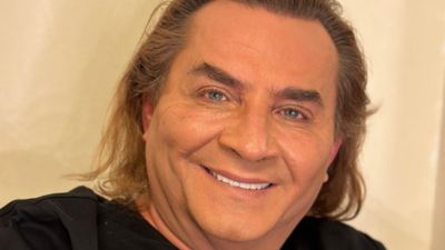 Armağan Çağlayan'ın Leman Sam’la pozu gündem oldu