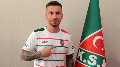 Adem Büyük, Karşıyaka'ya transfer oldu