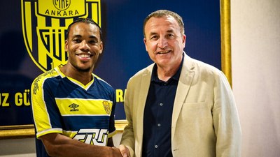 Garry Rodrigues, Ankaragücü ile 2 yıllık sözleşme imzaladı