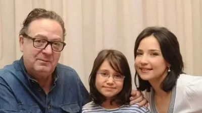 Kayahan ile İpek Açar'ın kızı Aslı Gönül kocaman oldu! Güzelliğiyle annesini geride bıraktı: "Büyüleyici"