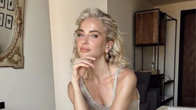 Burcu Esmersoy'dan Mısır'da iddialı pozlar! 'Kim der ki 46 yaşında'