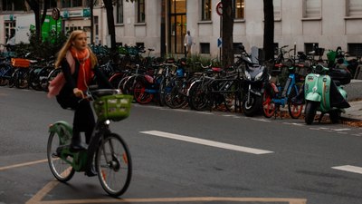 Paris'te elektrikli skuter referandumu! Kiralama hizmeti sona eriyor