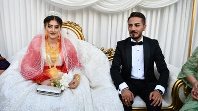 Şırnak'ta aşiret düğünü! 7 bin kişi katıldı, milyonlar havada uçuştu