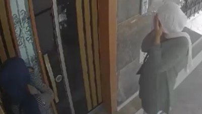 İstanbul'da mahalleliyi çileden çıkaran kadın hırsızlar güvenlik kameralarına takıldı