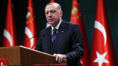 Cumhurbaşkanı Erdoğan, ABD dönüşü gazetecilerin sorularını yanıtladı