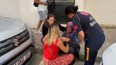 İstanbul'da bıçakla saldıran eşinden kaçan kadın kendini odaya kilitledi! Çocukları kavgaya müdahale etti...