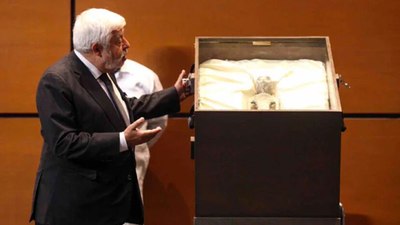 Meksika'da uzaylı iddiası: Ufolog Jamia Maussan, şarlatanlıkla suçlanıyor