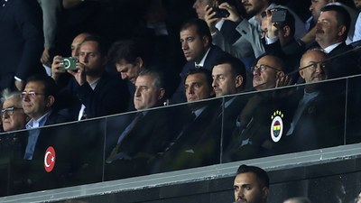 A Milli Takım'ın yeni teknik direktörü Montella, Fenerbahçe'nin Avrupa maçını izledi