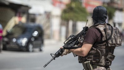 İzmir'de DEAŞ operasyonu! 10 şüpheli yakalandı, 5'i tutuklandı