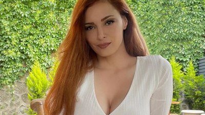Mine Tugay cesur elbisesiyle fırtınalar estirdi! 'Kırmızının en güzel hali'