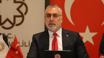 Vedat Işıkhan: Bu yüzyılı büyümenin ve refahın yüzyılı yapacağız