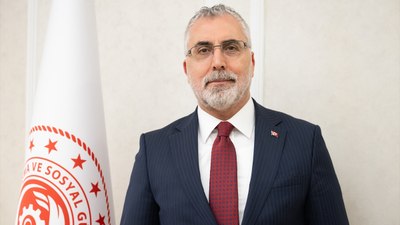 Vedat Işıkhan: Bu yüzyılı büyümenin ve refahın yüzyılı yapacağız