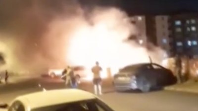 İstanbul'da çocuklar boş araziye torpil attı! 2 araç hasar aldı