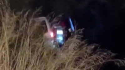 Adana'da otomobilin uçuruma düştüğü kazada 2 kişi yaralandı