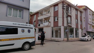 Bursa'da üçüncü kattan düşen 2 yaşındaki çocuk ağır yaralandı