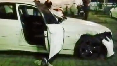 Diyarbakır'da polisten kaçan alkollü sürücü 6 araca hasar verdi