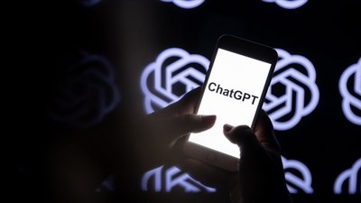 ChatGPT'ye yeni özellikler geliyor: Görecek, duyacak ve konuşabilecek