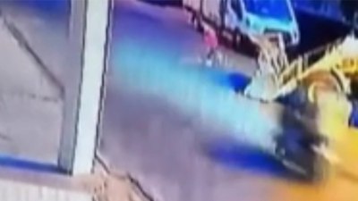İstanbul Ümraniye'de motosikletin çarptığı çocuk ağır yaralandı