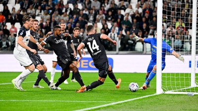 Juventus, Lecce'yi tek golle devirdi