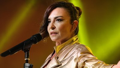 Sahnede kafasına çakmak atıldı! Fatma Turgut o anları anlattı: 'Canım çok yandı...'