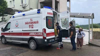 Zonguldak'ta dengesini kaybedip balkondan düşen kadın öldü