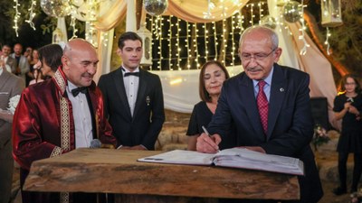Kemal Kılıçdaroğlu, Tunç Soyer'in kızının nikah şahidi oldu