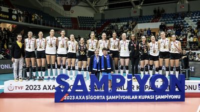 Fenerbahçe'yi yenen Vakıfbank, Şampiyonlar Kupası'nı kazandı