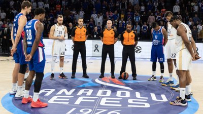 Anadolu Efes'ten saygı duruşu açıklaması