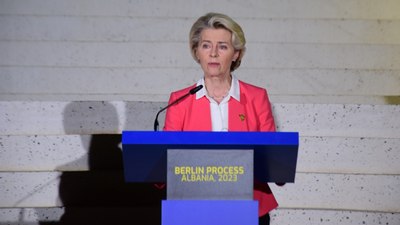 Ursula von der Leyen: Gazze'ye insani hava koridoru açıyoruz