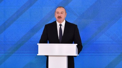 İlham Aliyev: 140 binden fazla kişi Karabağ'a dönecek