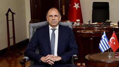 Yunanistan Dışişleri Bakanı Yerapetritis: Türkiye'yle farklılıklarımızı bir kenara koyduk