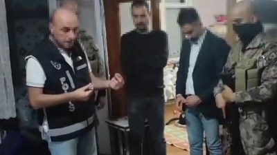 Ali Yerlikaya ve Zafer Aktaş’ın imzasını taklit eden polis tutuklandı