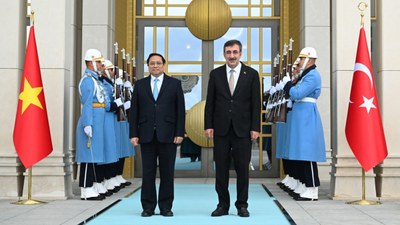 Türkiye ve Vietnam ikili ticaret hacmini artırmayı hedefliyor