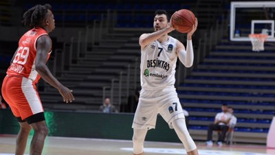 Beşiktaş, Hapoel Shlomo'ya yenildi