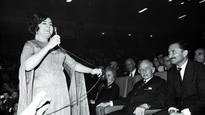 Benim Adım Çalıkuşu şarkısıyla adını duyurdu... 'Bayan Kahkaha' Güzide Kasacı hayatını kaybetti