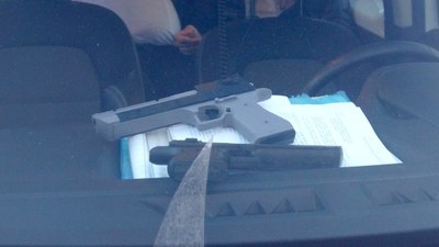 Erzurum'da polisi alarma geçiren ihbarda tabancalar oyuncak çıktı