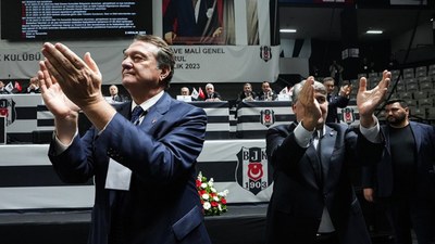Beşiktaş'ın başkan adayları Serdal Adalı ve Hasan Arat birlikte fotoğraf verdi