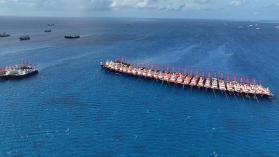 Filipinler: Kara suları yakınında 135'ten fazla Çin gemisi tespit ettik