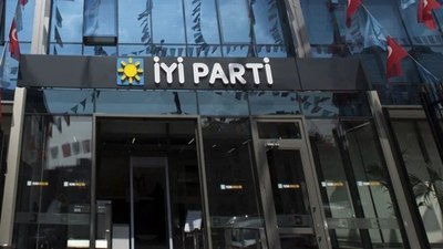 İyi Parti'de toplu istifa! Diyarbakır il ve ilçe teşkilatları görevini bıraktığını duyurdu