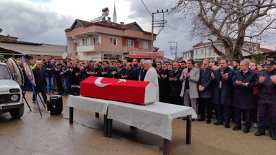 Cumhurbaşkanlığı koruma görevlisi polis son yolculuğa uğurlandı