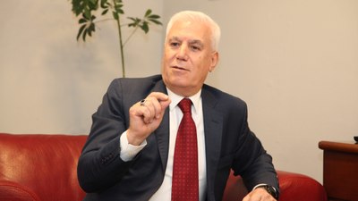 CHP'nin Bursa adayı Mustafa Bozbey'den Togg çıkışı: Başka yerde kurulmalıydı!