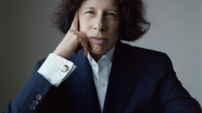 Kendine özgü ironik ve komik diliyle tanınan Fran Lebowitz’in Fran Lebowitz Kitabı