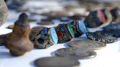 Kırklareli'nde yüzükten kapı tokmağına kadar tarihi eser niteliğinde 8 bin 568 obje ele geçirildi