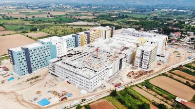 Aydın Şehir Hastanesi'nde sona doğru: Yol çalışması da başladı