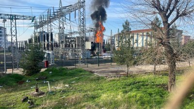 Şanlıurfa'da trafo merkezinde yangın çıktı