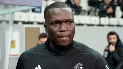 Beşiktaş taraftarından 72 gün sonra formasına kavuşan Vincent Aboubakar'a tepki